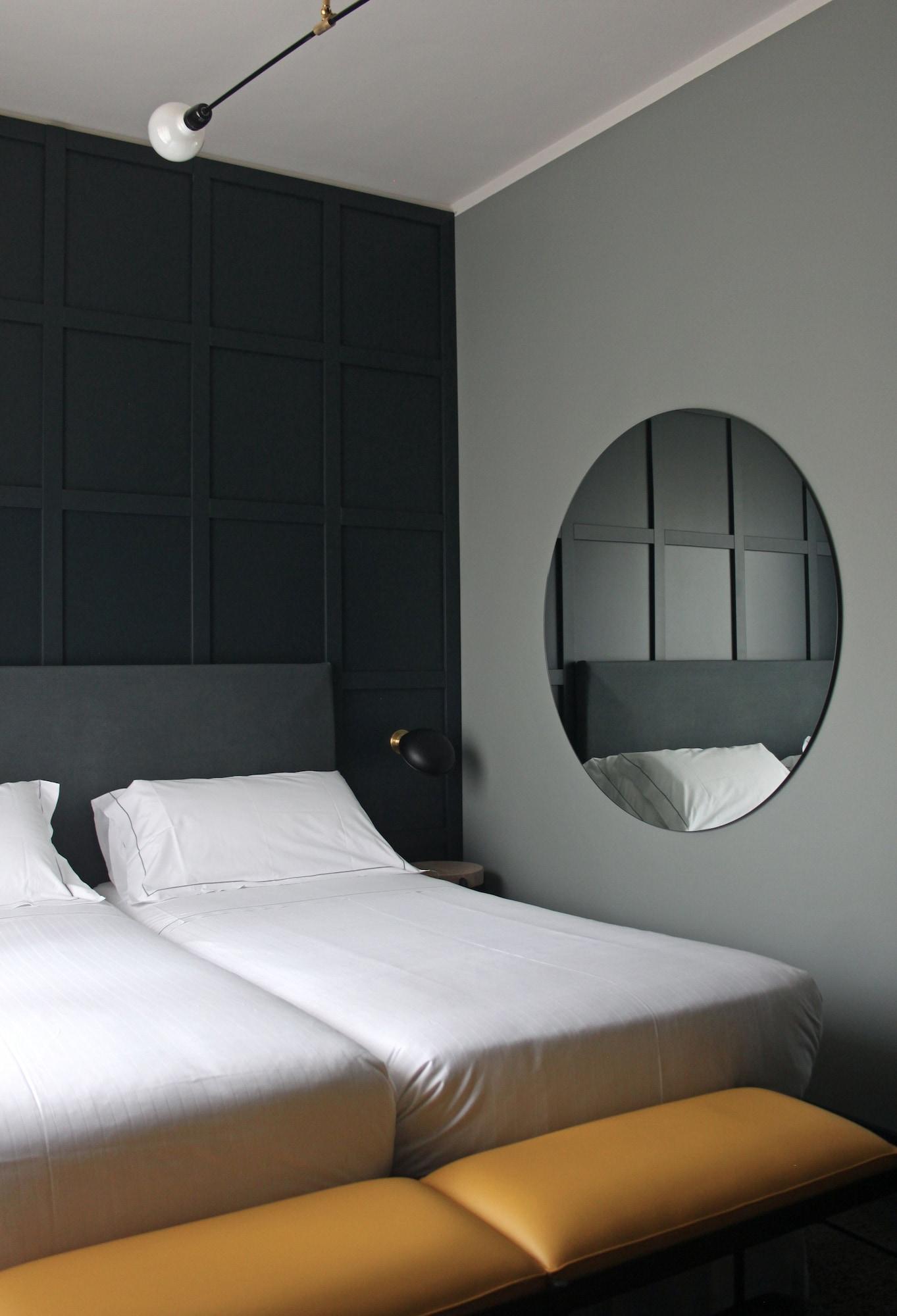 C-hoteles Diplomat Hotel 4*