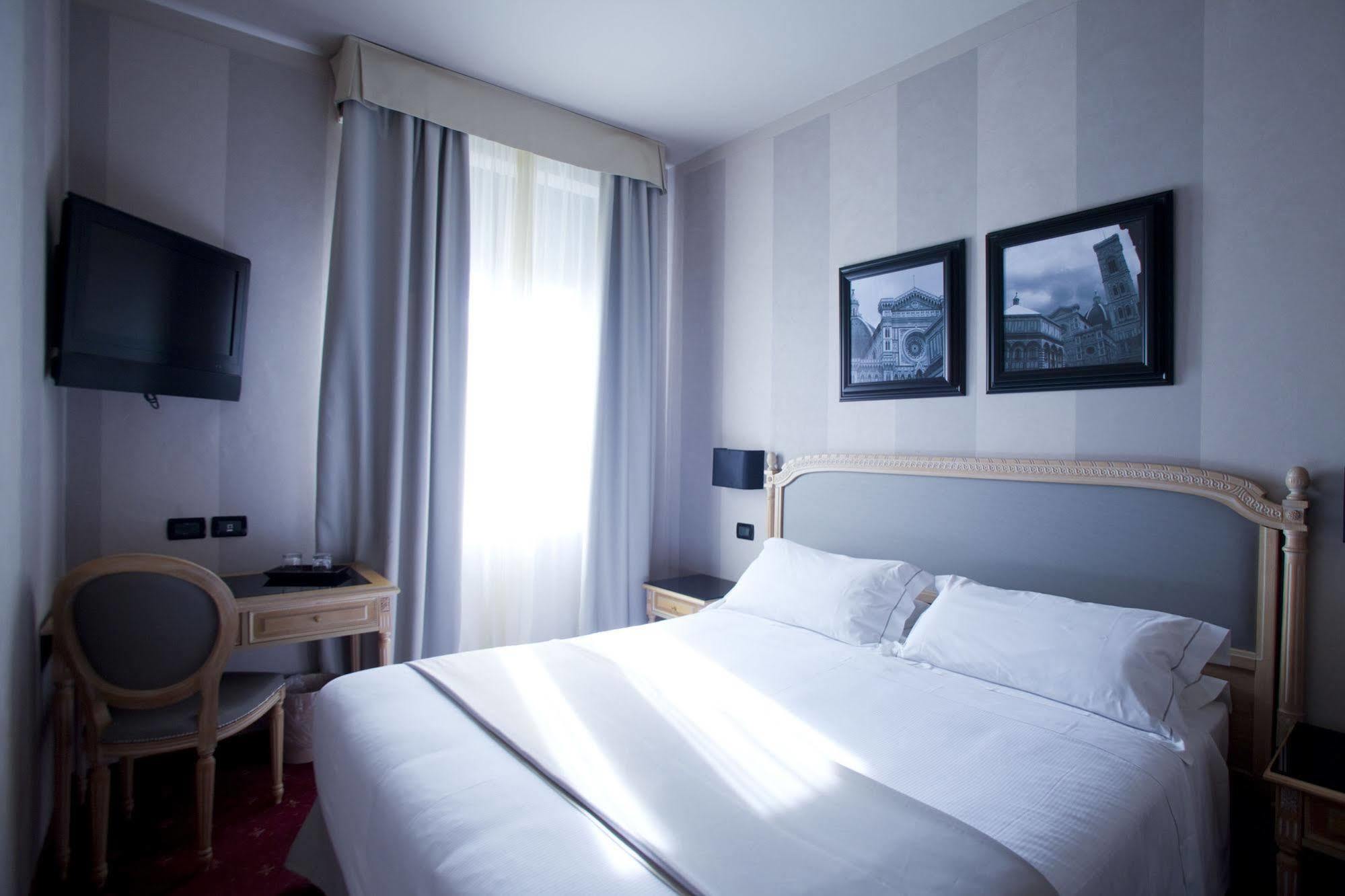 C-hoteles Diplomat 4*